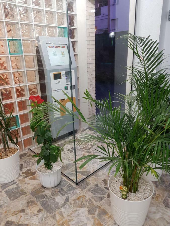 Hostal Rosi Λαρέντο Εξωτερικό φωτογραφία