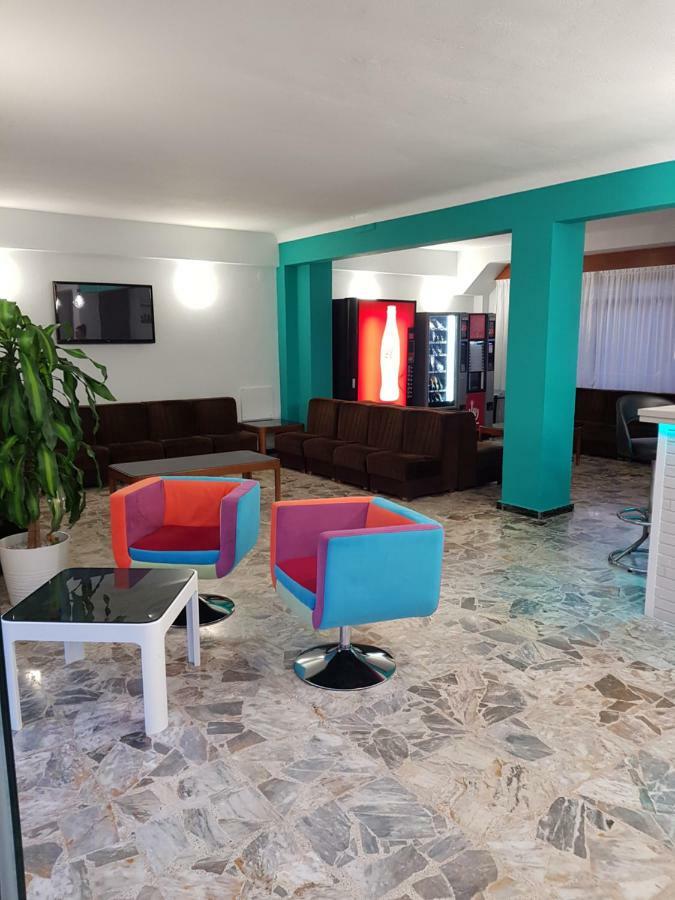 Hostal Rosi Λαρέντο Εξωτερικό φωτογραφία